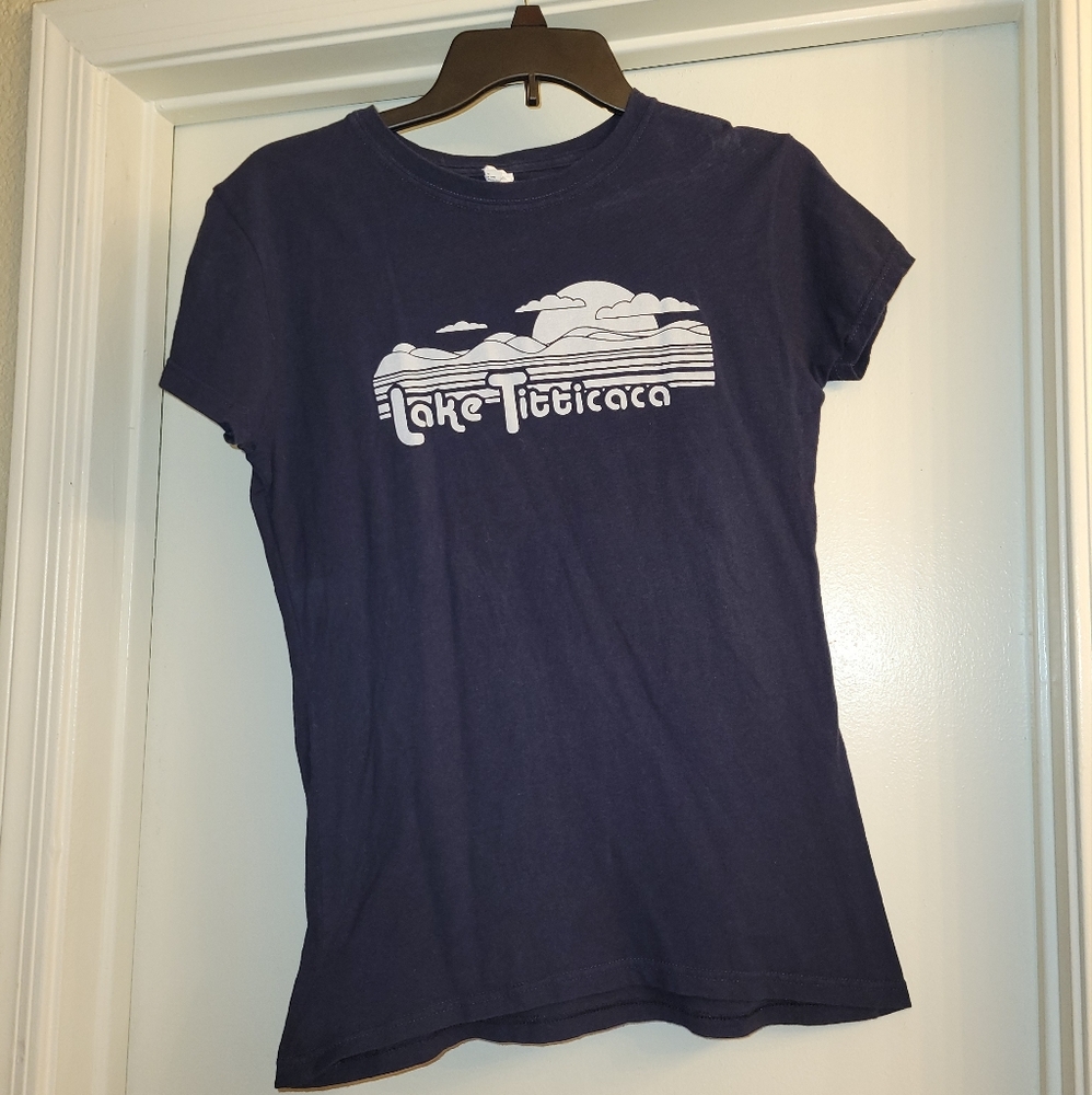 Graphic Tee Lake Titticaca ladies cut Size L